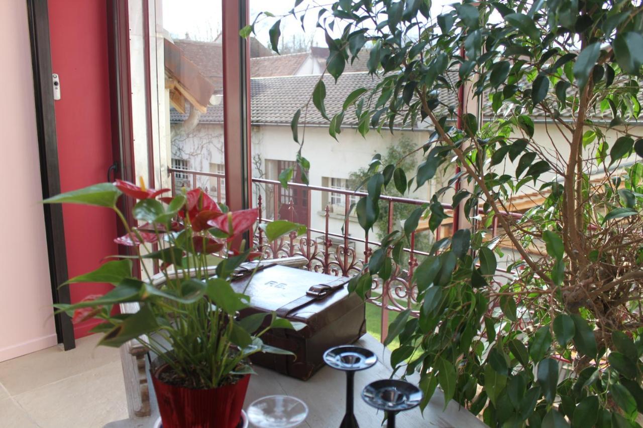Chambres Et Table D'Hotes, Maisonnettes Individuelles Dans Propriete Privee Vézinnes Zewnętrze zdjęcie